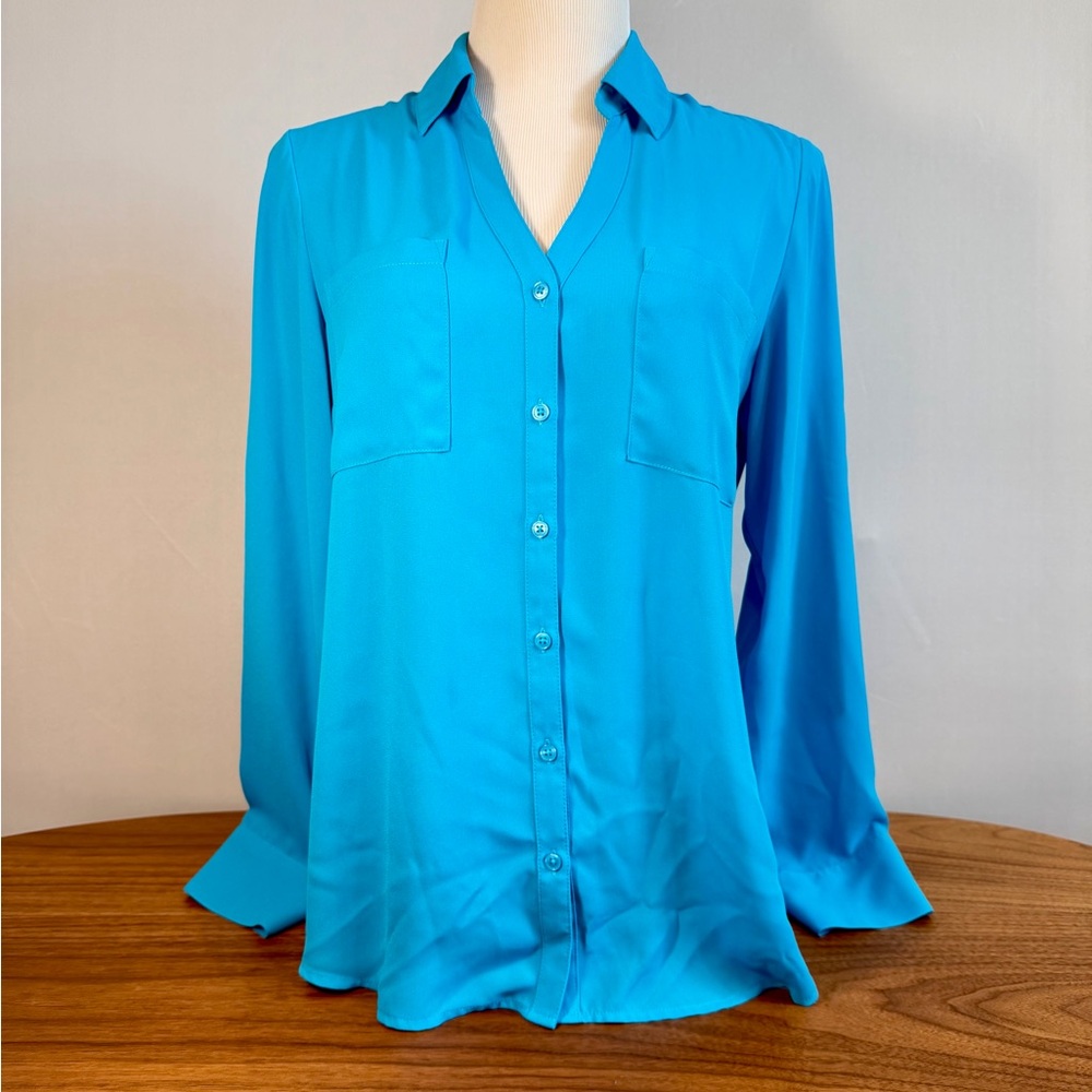 Express Portfolio Blue Button-Up Blouse M